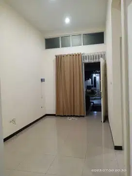 Disewakan Rumah MURAH strategis siap huni di TKI V Cluster Sherwood
