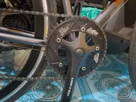 Sepeda United Slick 700