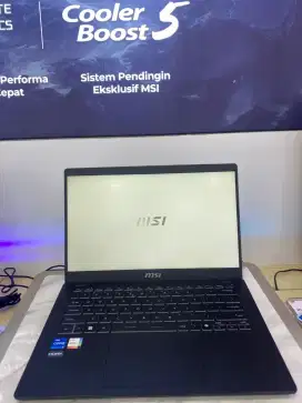 MSI MODREN  ram 8 ssd 512