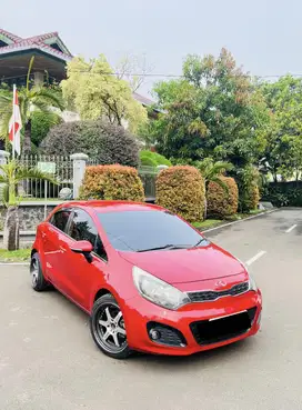 Kia Rio 1.4 SE Merah Matic Good Condition Siap Luar Kota