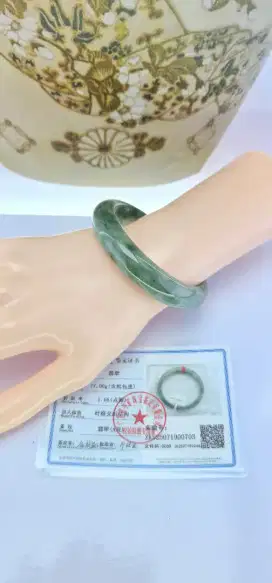 Giok Asli Grade A Bersertifikat Gelang Bangle hijau lumut 57,5