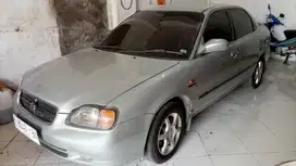 Suzuki Baleno 2000 Bensin
