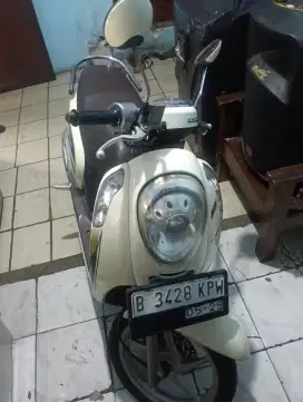 Honda Scoopy 2014