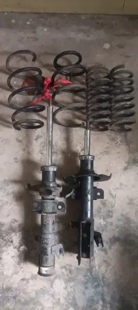 Lower kit shock per mazda 2