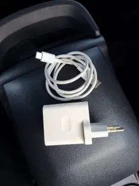 Fastcharging realme 18 watt