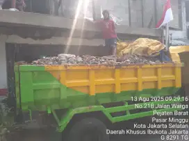 Jasa buang puing dan angkut tanah