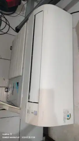 Ac Daikin inverter 1/2pk R32 ori
