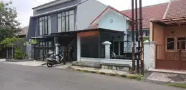 Raya Wiguna rumah usaha dijual cepat