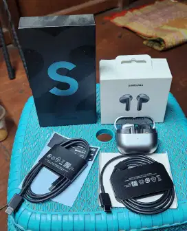 HP Samsung S22 + airbuds 3