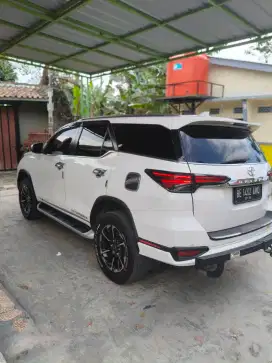 Jual mobil Fortuner vrz