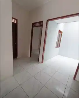 DISEWAKAN RUMAH KOTA BALI DEKAT KBP PADALARANG ADA TERAS BALKON