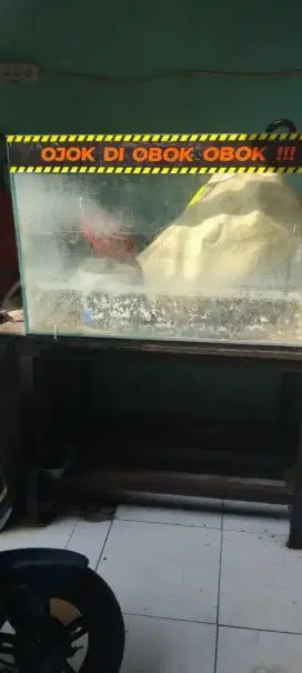 Aquarium tebal &meja