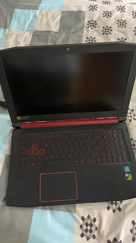 Acer Predator Nitro 5 Nego