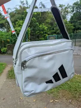 Tas slingbag Adidas 23L besar ori