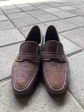 Sepatu Pantopel Bally
