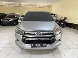 Innova V Diesel Matic 2017