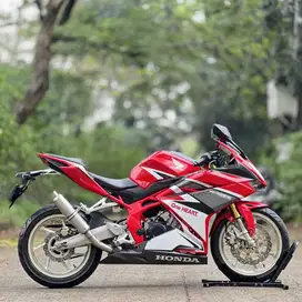 HONDA CBR 250RR NON ABS RED RACING 2016 KM 13K GASPOL