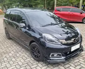 Honda mobilio E automatic 2014 istimewa.