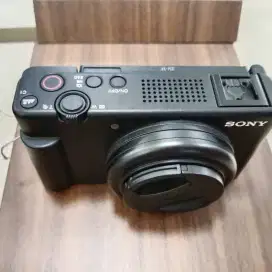 Camrea sonny ZV E10 L cicilan menggunakan KTP