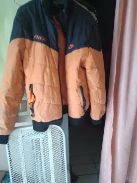 Jaket Nike Gelembung Size M.Nego