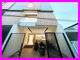 Dhyana Rumah baru semi furnish uk 3.5x11m di Tanjung Duren