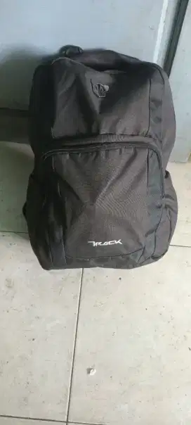 Tas ransel tracker
