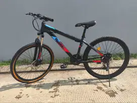 Sepeda Gunung Rubick Ukuran Dewasa Black Blue Red 10 Gigi