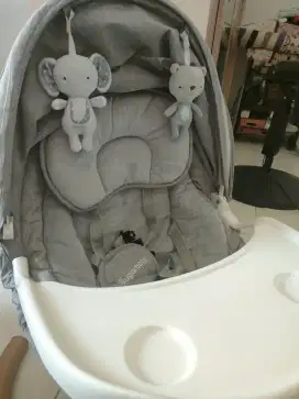 BouncerSugarBabyHugMeK-SeriesAutomaticBabySwingChairWithTableBouncer