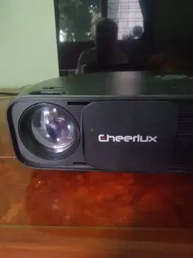 Dijual projektor cheerlux