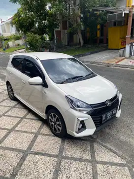 Ayla 1.2 R manual 2022