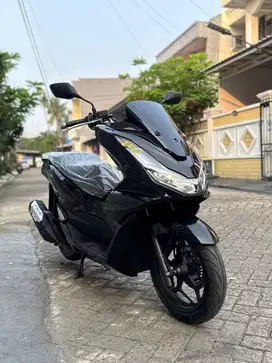 KM 120 PERAK! HONDA PCX 160 CBS 2024 PAJAK 12-2025 LIKE NEW GRESS