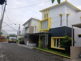 Dijual Rumah minimalis di Springville Baturan Colomadu