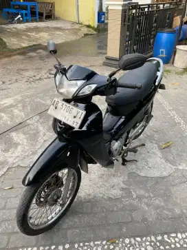 Honda karisma THN 2003 plat AB kota