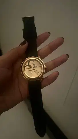JAM TANGAN GUESS WANITA ORI