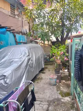 Jual tanah plus bangunan tua