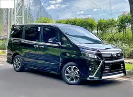 Toyota Voxy 2021 LOW KM