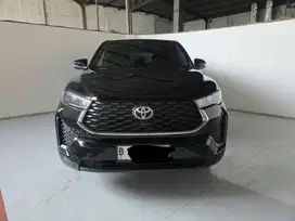 Toyota Innova Zenix G 2.0 bensin AT ( Matic ) 2023 Hitam low km 23rban