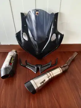 batok depan (bekas cbr150), knalpot r9 slip on, knalpot akrapovic
