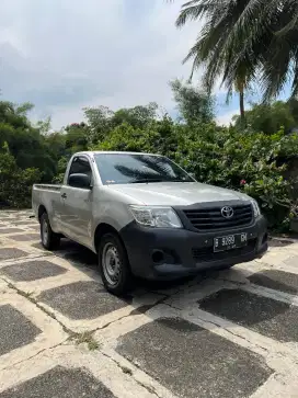 Toyota hilux pickup diesel solar 2013