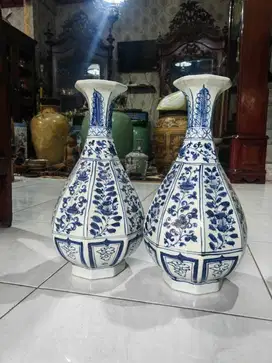 sepasang guci antik cina simpanan kolektor lama