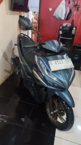 VARIO 125 CBS ISS BISA KREDIT MURAH DP 1JUTA