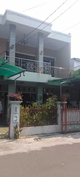 Dijual Rumah bagus nyaman 2 lantai di Taman Buaran Indah Duren Sawit