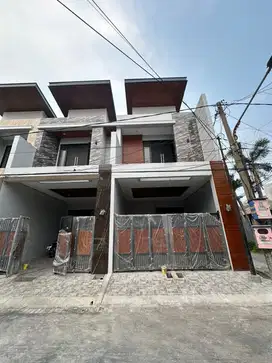 Rumah Lebak Indah Utara New Minimalis, Row Jalan 3 Mobil