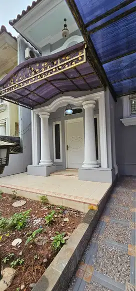 Turun Harga - Rumah lokasi private& strategis di Puspita Loka BSD CIty