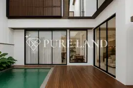 3BR Tropical Modern Villa in Kerobokan