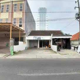 Dijual Tanah & Bangunan di S Parman