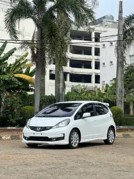 Honda Jazz RS AT 2014 Putih