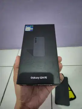 Samsung S24FE second