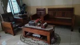 Kursi & Meja Ruang Tamu(KAYU JATI)