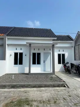 dijual rumah hunian cluster minimalis modern lokasi dekat jln raya